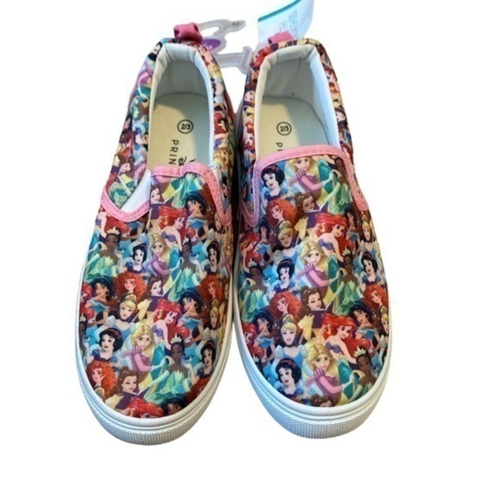 Disney princess girls shoes brand new canvas, size 2/3